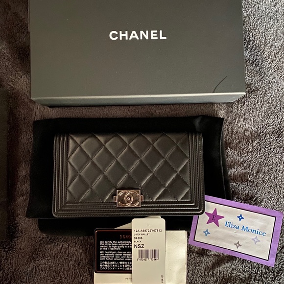 🔴SOLD🔴Authentic New CHANEL Lambskin Wallet - Picture 2 of 10